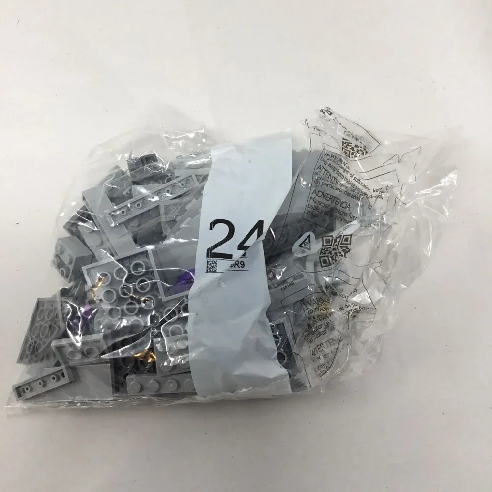 Assorted Bulk LEGO Pieces Nearly 5 LBS. Pounds Some Sealed Parts